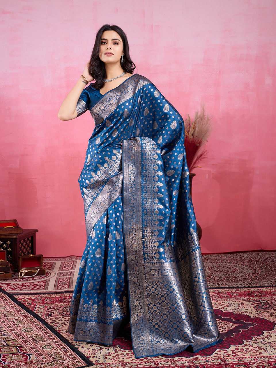 banarasi-silk-saree-zari-traditional