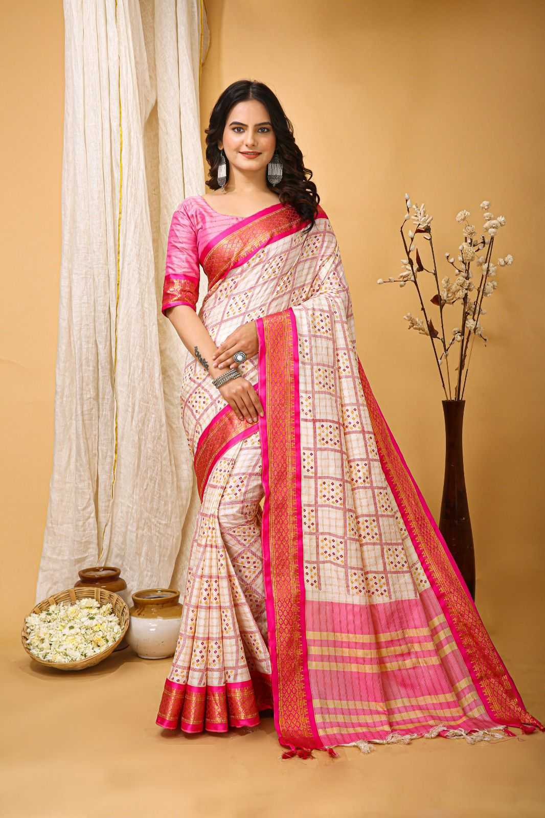 Traditional-saree-silk-banarasi-designer-zari-work